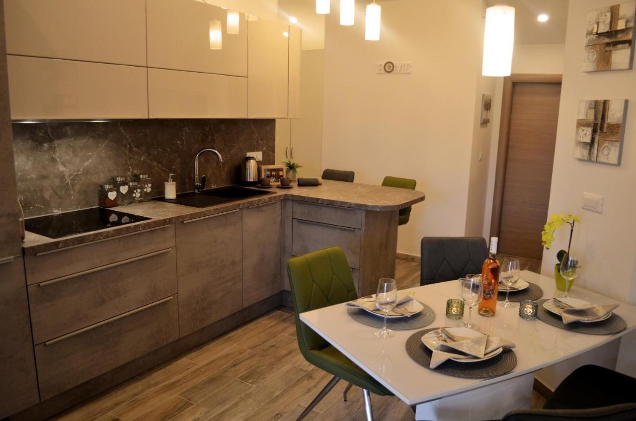Apartments Rina - Kneze Račišće Εξωτερικό φωτογραφία