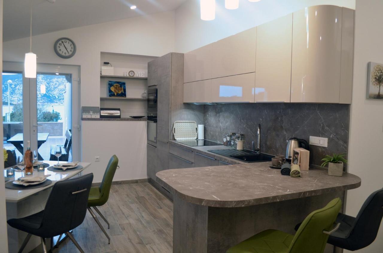 Apartments Rina - Kneze Račišće Εξωτερικό φωτογραφία