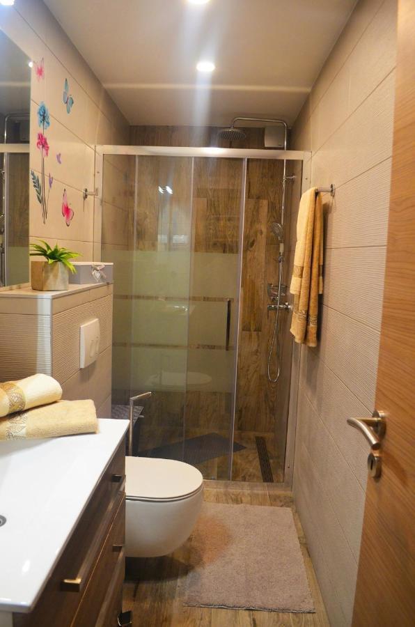 Apartments Rina - Kneze Račišće Εξωτερικό φωτογραφία