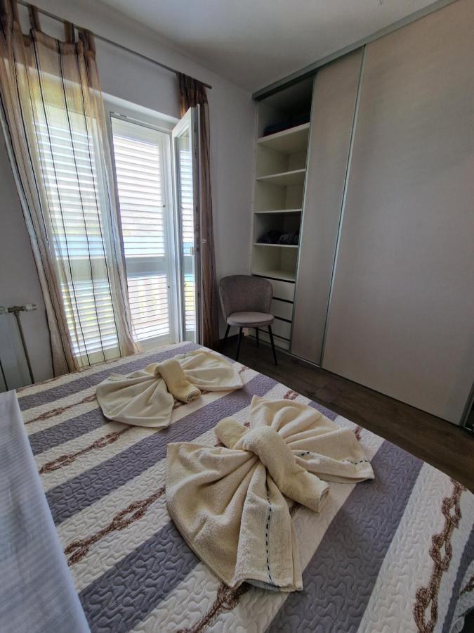 Apartments Rina - Kneze Račišće Εξωτερικό φωτογραφία