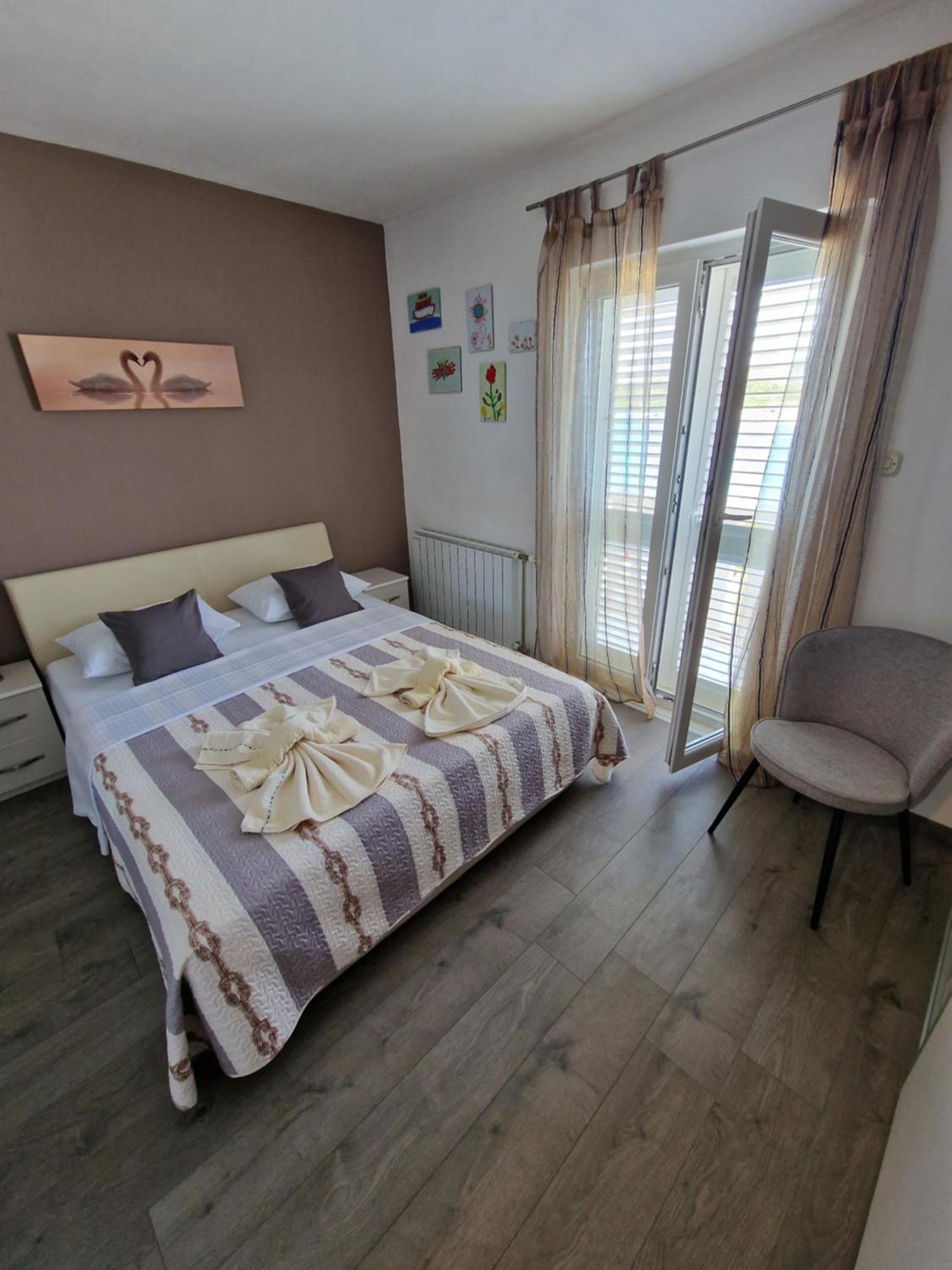 Apartments Rina - Kneze Račišće Δωμάτιο φωτογραφία
